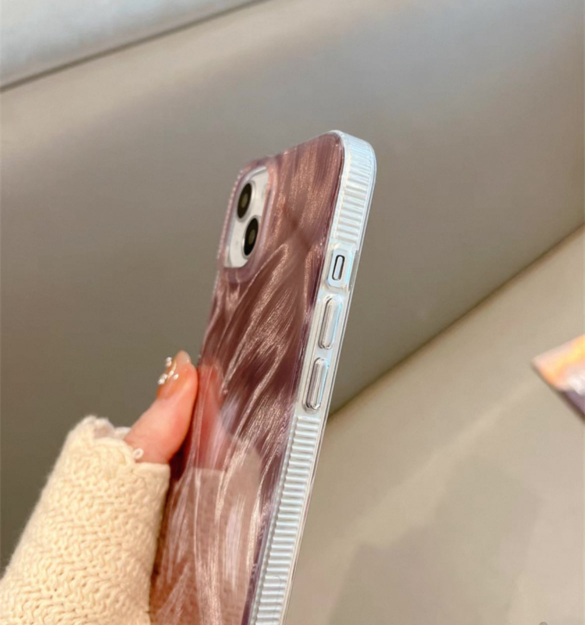 iPhone Tüy Desenli Titanyum Parlak, Yanları Yumuşak Kılıf