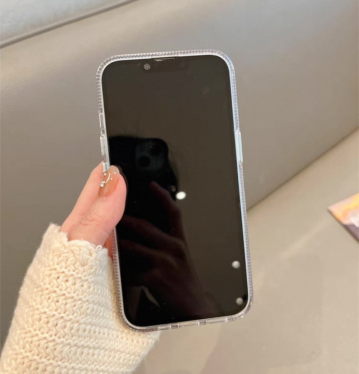 iPhone Tüy Desenli Titanyum Parlak, Yanları Yumuşak Kılıf