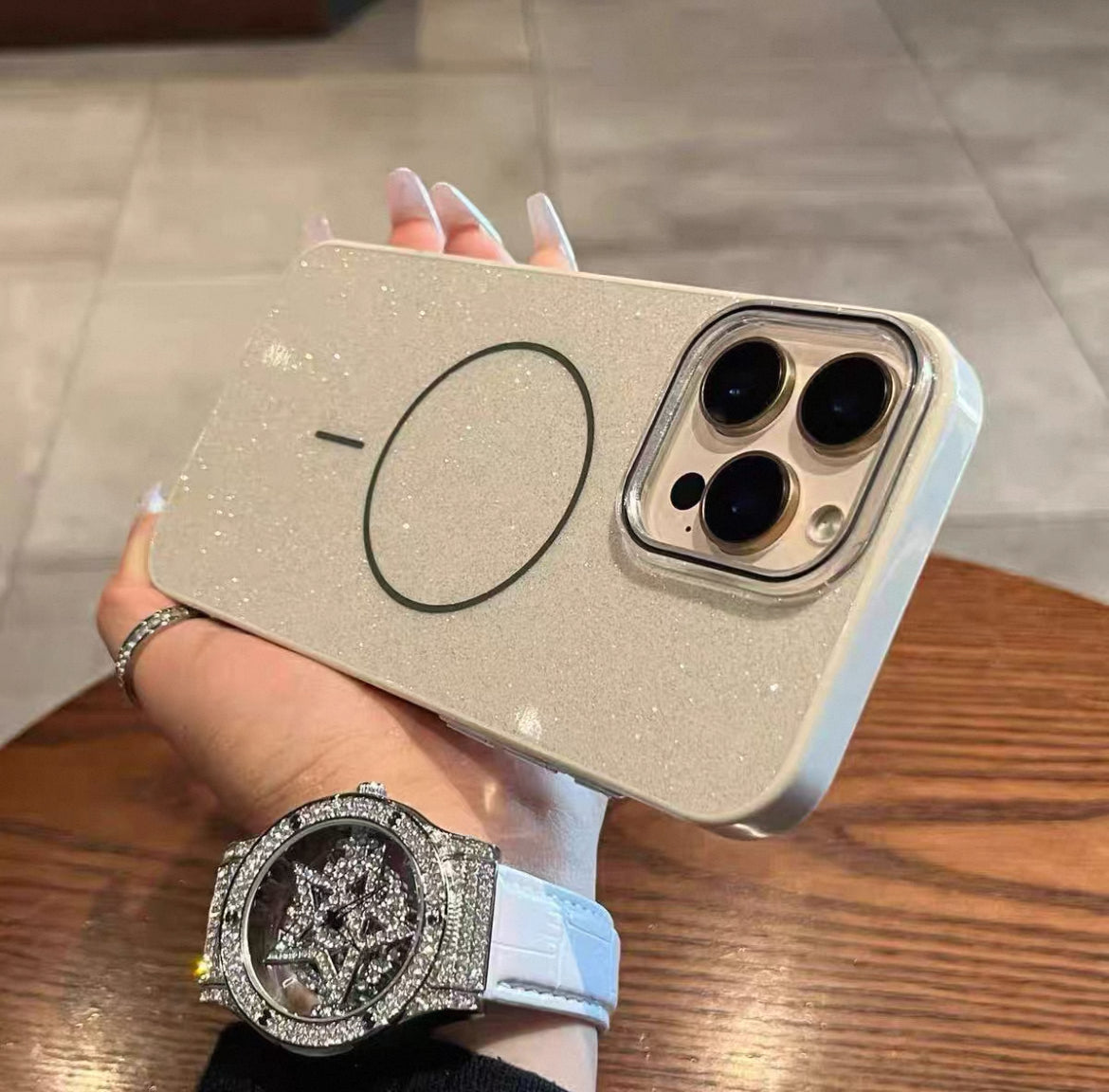 Simli MagSafe Uyumlu Sert Koruyucu Kılıf