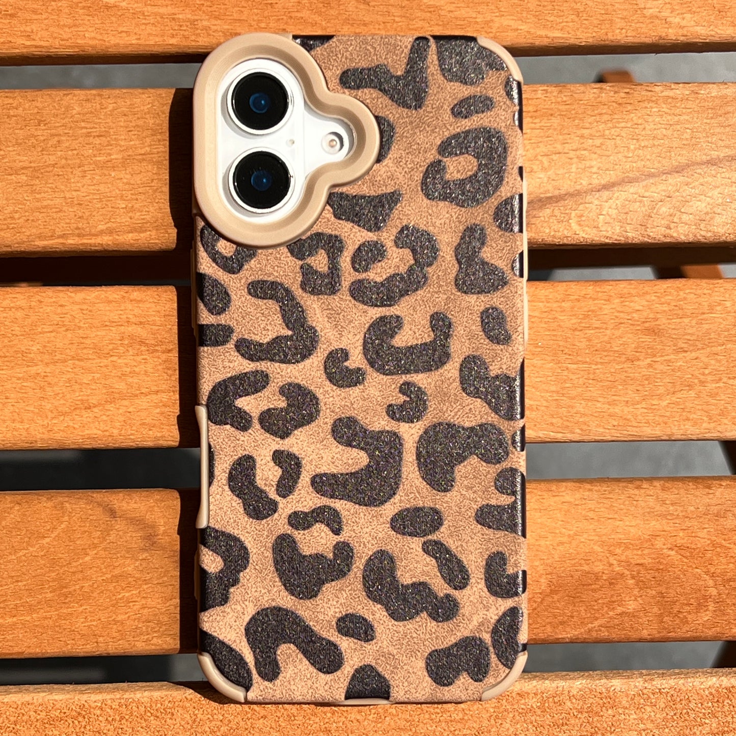 Leopar Desenli Kadife Dokulu Kahverengi Kılıf